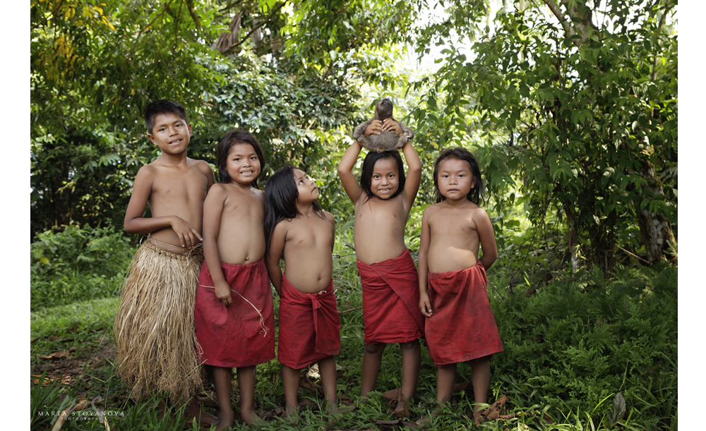 Amazon Yagua children group